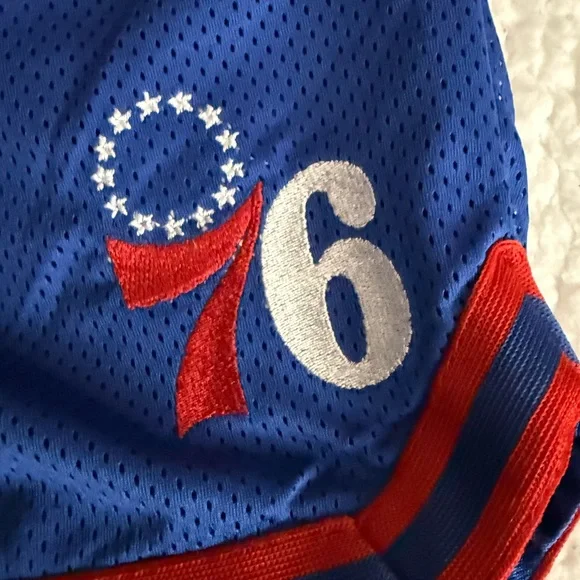 NWT-NBA Philadelphia 76’ers blue Men's basketball Shorts size XXL - Picture 2 of 7